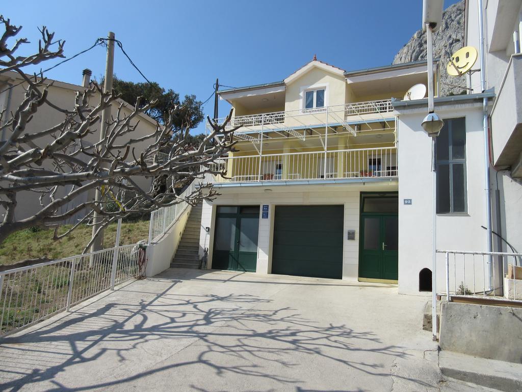 Apartments Niksa Kastelan オミシュ エクステリア 写真